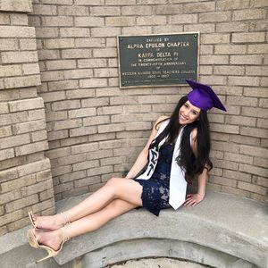 Meet your Posher, Alexis